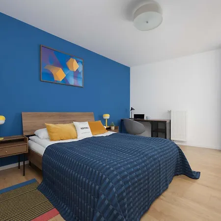 Апартаменти Browary Warszawskie With Air Conditioning And Parking By Renters Варшава